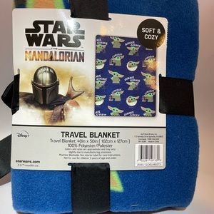 STAR WARS - The Mandalorian/The Child, TRAVEL BLANKET.